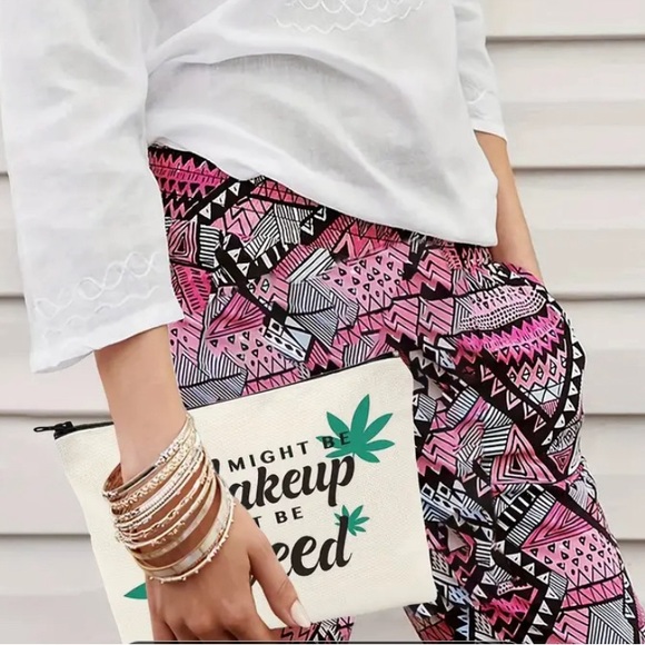 Handbags - 💄NWT COSMETIC BAG..MIGHT BE MAKEUP MIGHT BE..